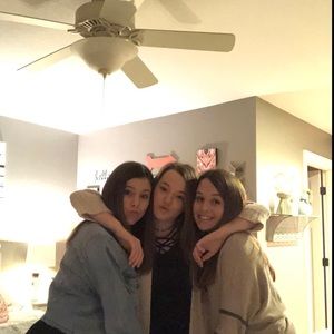 Meet your Posher, Mackenzie